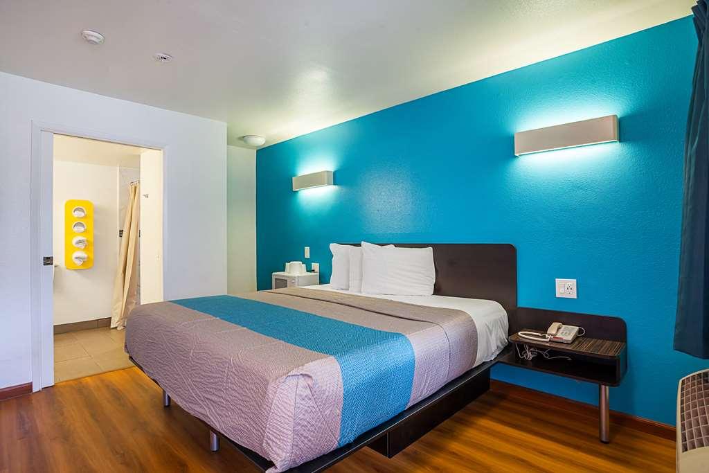 Motel 6-Ventura, Ca - Downtown Room photo